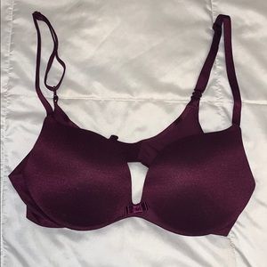 Victoria’s Secret plunge bra